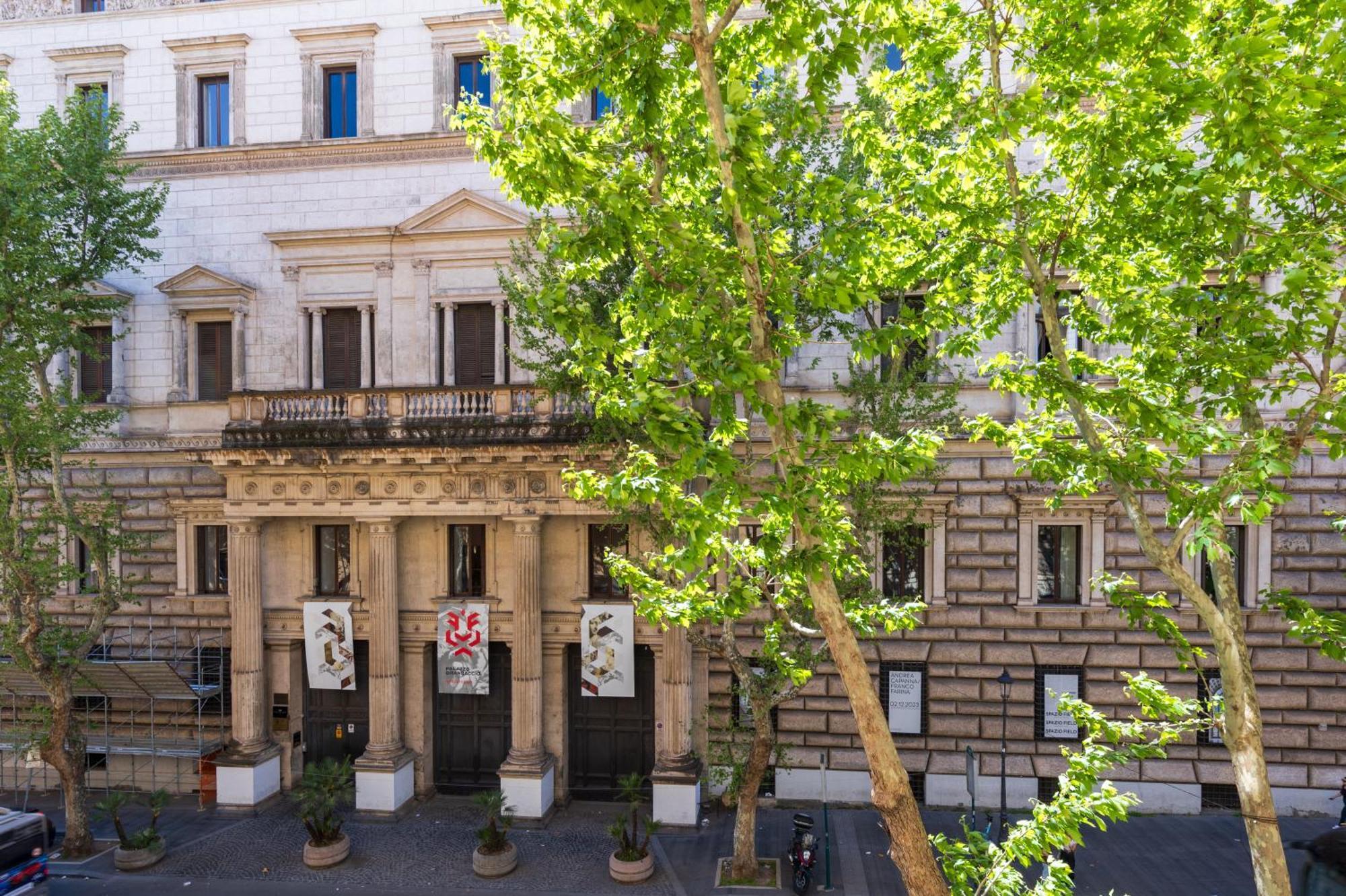 The 38 Home L Homkeey Luxury Apartment I Colosseum Rome Bagian luar foto